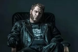 YNOT Pro-Dom Master Arch Gets Personal on Sapphire's Earplay