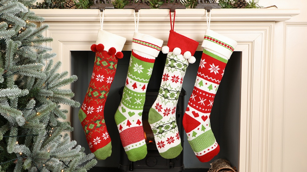 60 Sizzling Holiday Ideas to Spice Up Your Christmas Romance 1722293826 645 60 Sizzling Holiday Ideas to Spice Up Your Christmas Romance