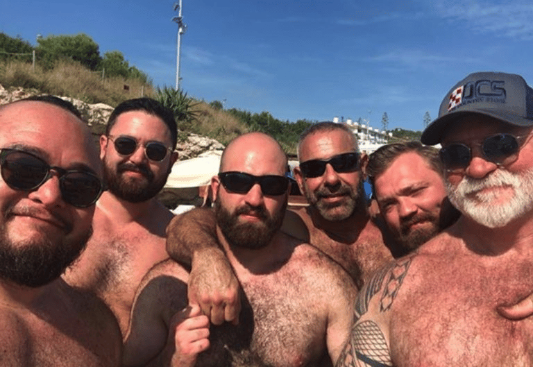 Bear Flag – Fluffy and proud!