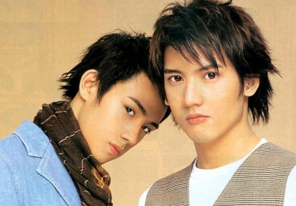 Former Idol Group BOYZ Member Zhang Zhiheng Sold Sex Toys to Support His Family