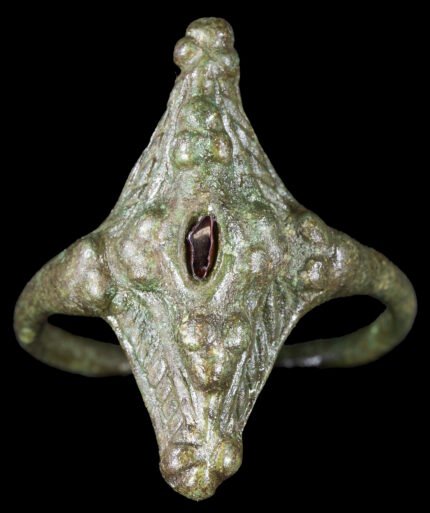 Excavation volunteers discover rare Pictish ring – History Blog