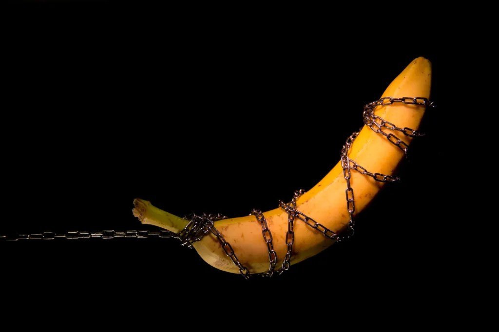Banana chastity cage