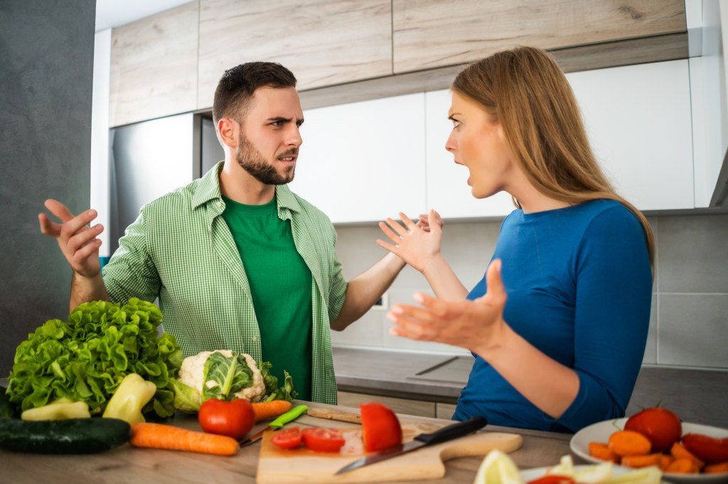 A couple got into a serious argument over sharing food.