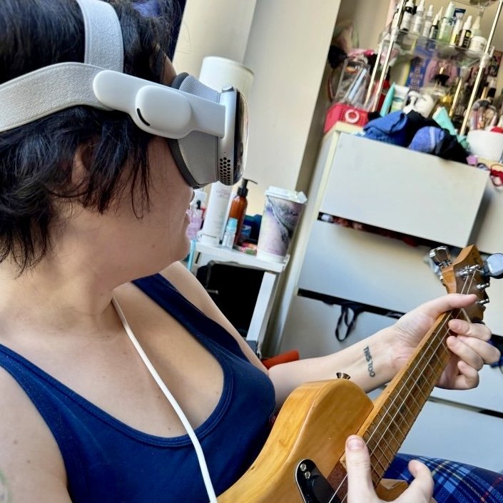 Making VR porn with my partner is hot, cool, and weird… –