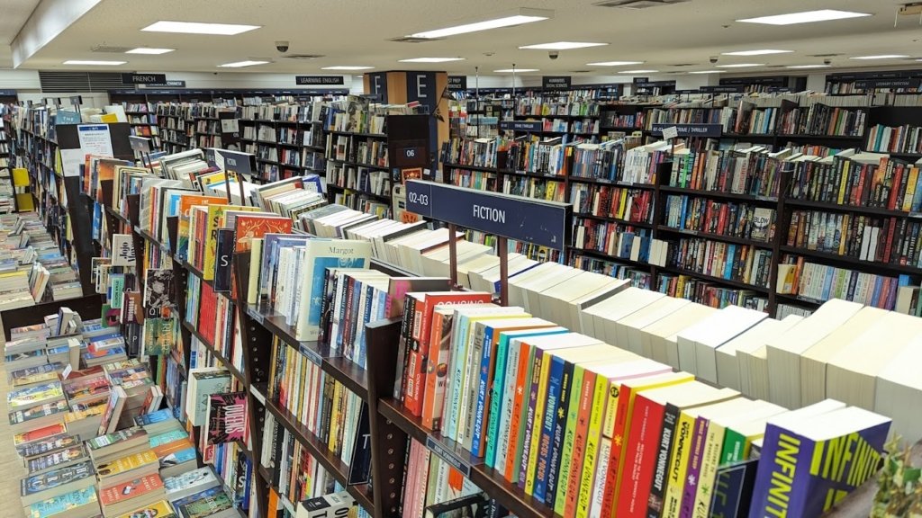 Kinokuniya Tokyo English Books