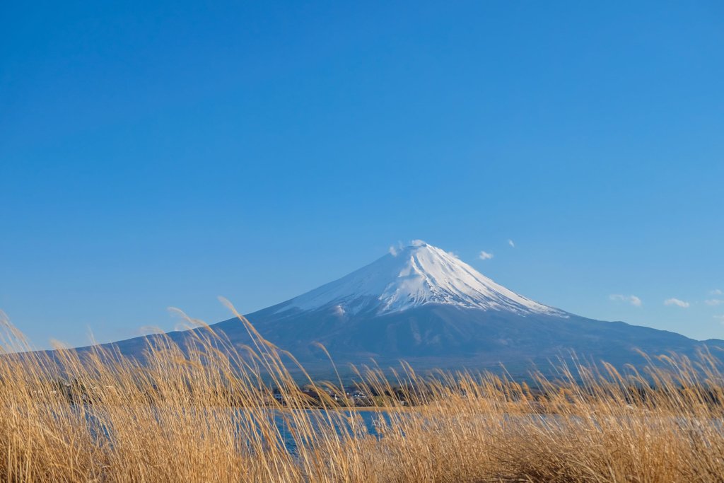 University students rescued twice from Mount Fuji twice