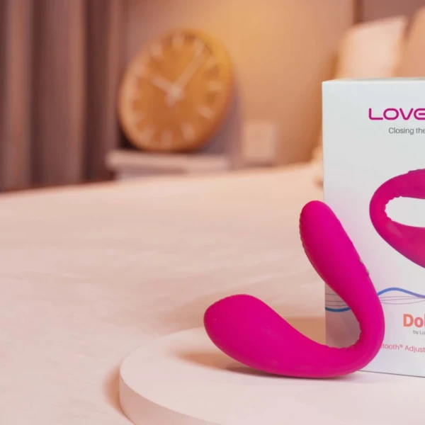 Lovense Dolce: Bluetooth adjustable dual clit & G-spot vibrator!