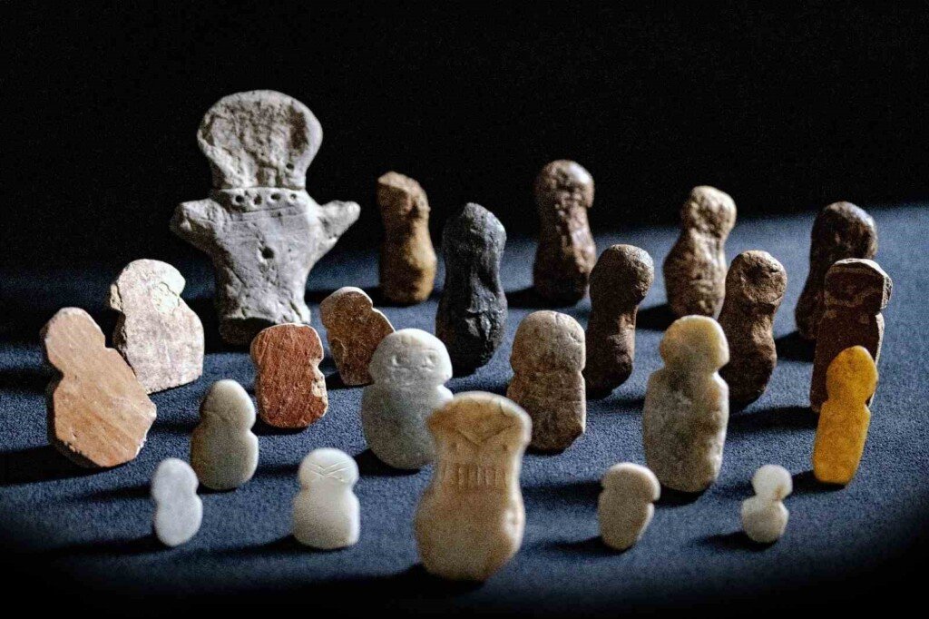 Bronze Age Idols Discovered in Western Anatolia - History