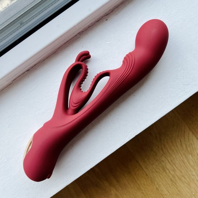 Seekheart Buniva rabbit vibrator - girl juice