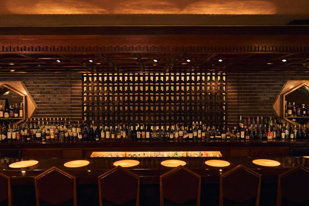 The 7 Best Luxury Hotel Bars in Tokyo